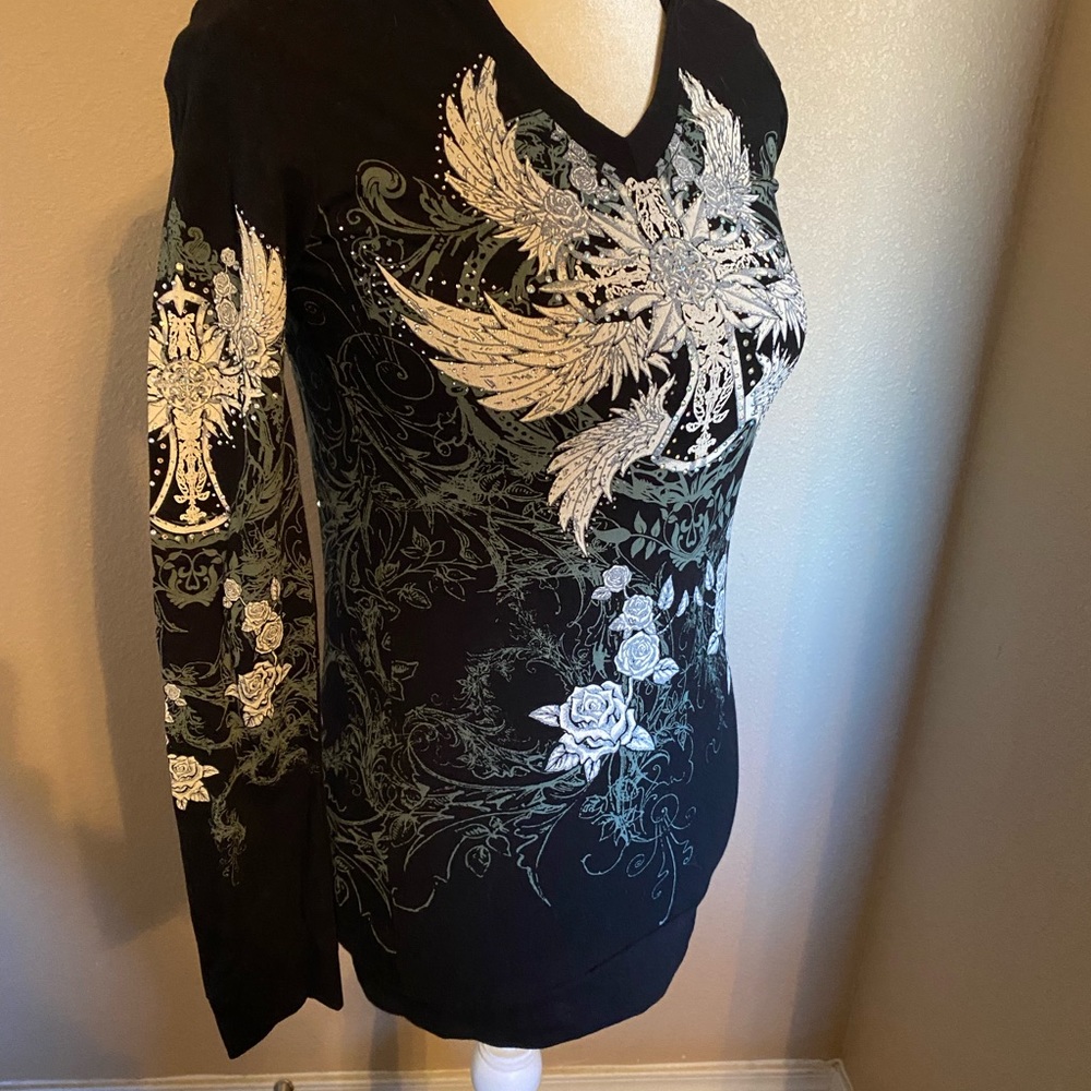 LA Designs Winged Cross Longsleeve